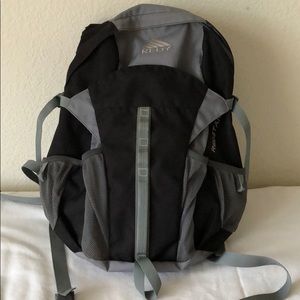 Kelly Redstart Backpack